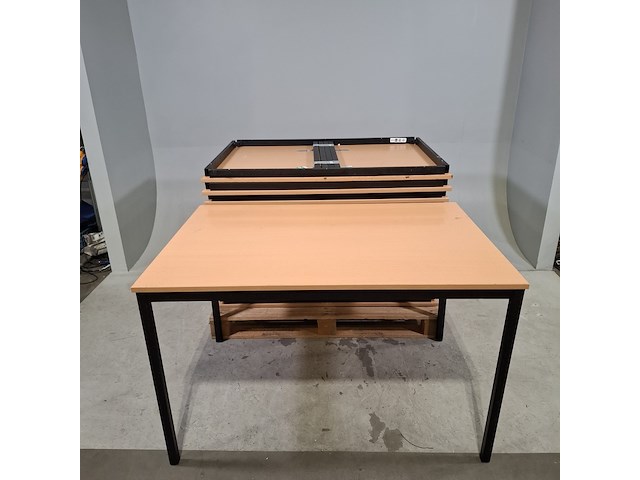 Ca. 28x kantinetafel - afbeelding 1 van  7