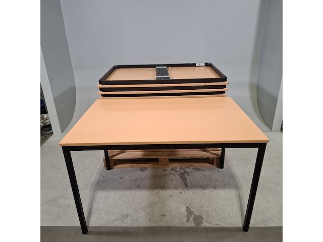 Ca. 28x kantinetafel - afbeelding 1 van  9