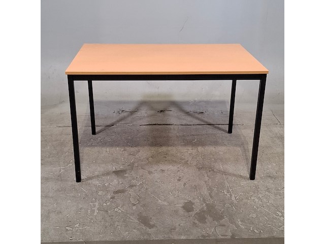 Ca. 28x kantinetafel - afbeelding 1 van  8