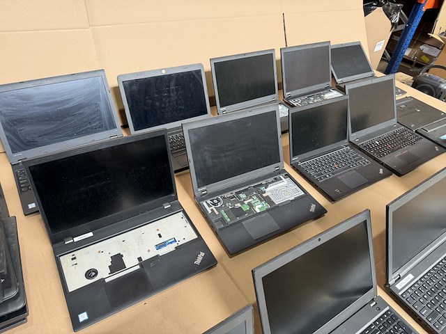 Ca. 28x laptop, lenovo - afbeelding 21 van  23