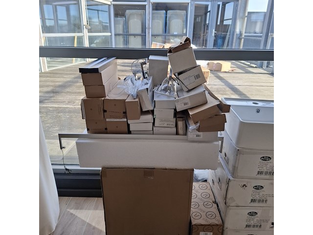 Ca. 28x verlichting - afbeelding 1 van  12