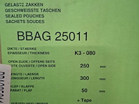 Ca. 29 doos a 300 stuks luchtkussenfolie zakken - afbeelding 4 van  4