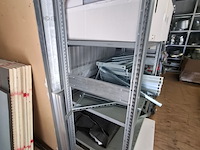 Ca. 29 meter metalen legbord stelling - afbeelding 4 van  5
