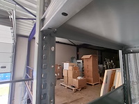 Ca. 29 meter metalen legbord stelling - afbeelding 5 van  5