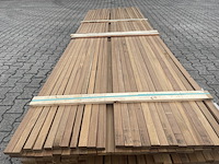 Ca. 292x guyana teak latten geschaafd, 21x40mm, lengte 74/125cm, 46/155cm, 172/185cm - afbeelding 1 van  4