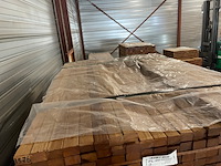 Ca. 292x guyana teak latten geschaafd, 27x40mm, lengte 62/125cm, 77/155cmm, 44/185cm, 79/215cm - afbeelding 1 van  3