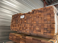 Ca. 292x guyana teak latten geschaafd, 27x40mm, lengte 62/125cm, 77/155cmm, 44/185cm, 79/215cm - afbeelding 3 van  3
