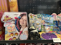 Ca. 29x divers kinderspeelgoed w.o. schilderpakket, knikkers, o.a. disney - afbeelding 2 van  9