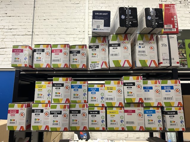 Ca. 29x diverse cartridges owa armor - afbeelding 1 van  4
