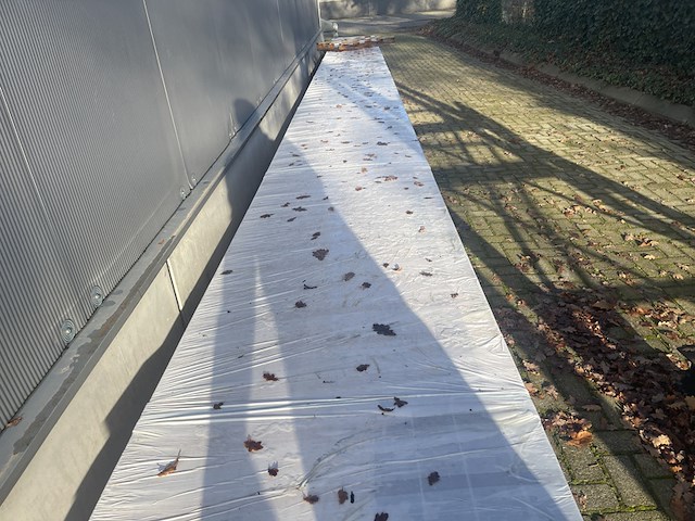 Ca. 29x douglas balken geschaafd , 45x95mm, lengte 1300cm - afbeelding 1 van  3