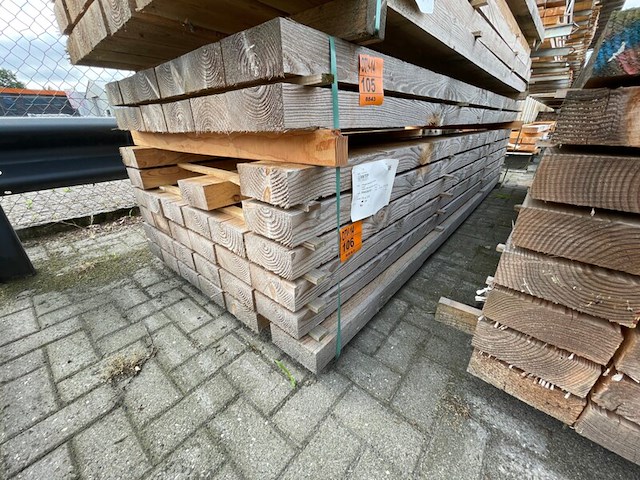 Ca. 29x douglas dakbalken fijnbezaagd, 75x175mm, lengte 300cm - afbeelding 4 van  4