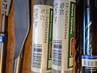 Ca. 29x hout en beton boren, o.a. labor, dewalt en bahco - afbeelding 3 van  16