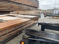 Ca. 29x mandioqueira vlonderplanken, 21x120mm, lengte 1/450cm, 6/400cm, 6/350cm, 8/300cm, 5/250cm, 3/200cm - afbeelding 2 van  3