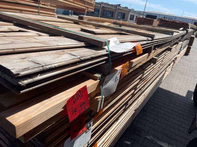 Ca. 29x thermo vuren veer en groef, 19x130mm, lengte 510cm - afbeelding 2 van  3