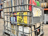 Ca. 3000x lp's / langspeelplaten in ibc-krat, 12-inch vinyl - afbeelding 3 van  9