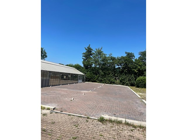 Ca. 300m² getrommelde bestating - afbeelding 1 van  3