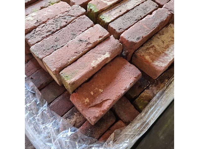 Ca. 300x gebikte renovatiesteen - afbeelding 4 van  4