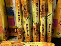 Ca. 300x pakjes wierrook - afbeelding 2 van  3