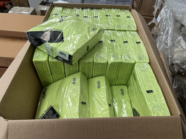 Ca. 300x verpakking van 50 servetten 40x40, infibra - afbeelding 4 van  6