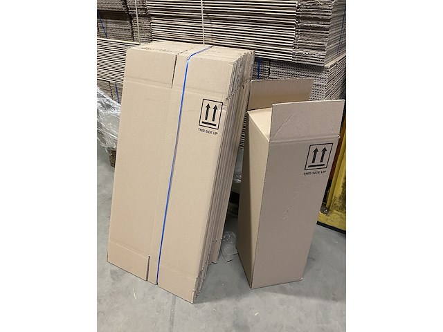 Ca. 300x verzenddozen 20x20x60cm zware enkelgolf, bruin - afbeelding 2 van  5