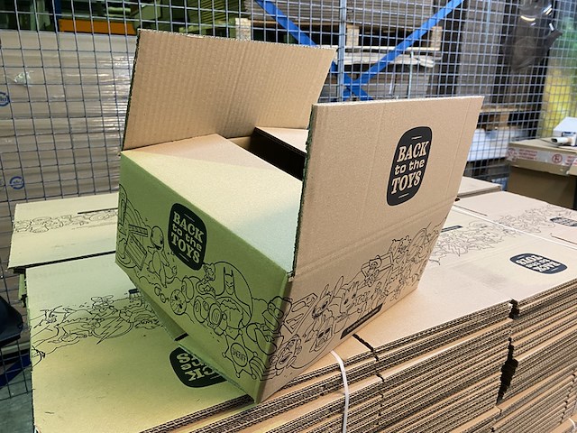 Ca. 300x verzenddozen 35x27x14cm dubbelgolf, bruin - afbeelding 2 van  3