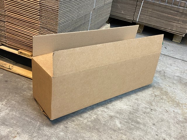 Ca. 300x verzenddozen 60x18x18cm, bruin - afbeelding 2 van  4