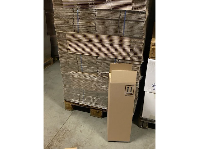 Ca. 300x verzenddozen, zware enkelgolf, bruin, 20x20x60cm - afbeelding 1 van  4