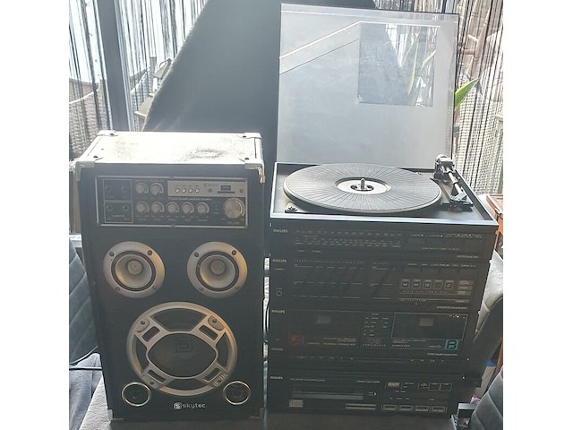 Ca. 30x computers, boxen en muziek installaties - afbeelding 2 van  25