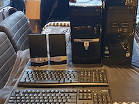 Ca. 30x computers, boxen en muziek installaties - afbeelding 12 van  25