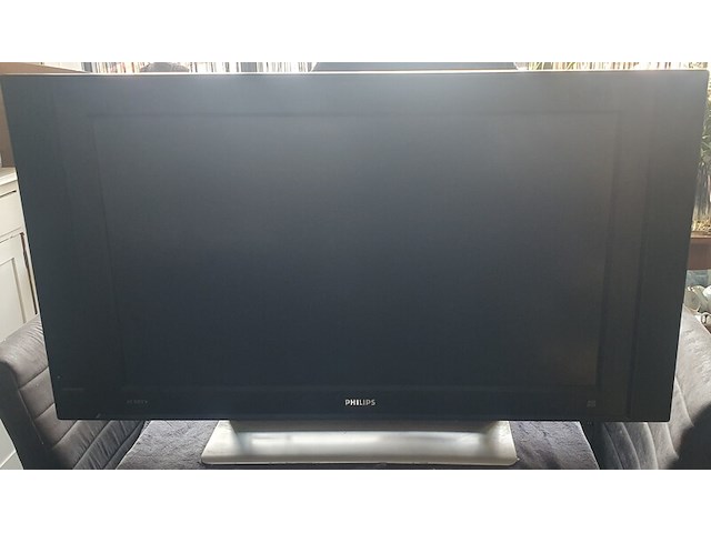 Ca. 30x computers, boxen en muziek installaties - afbeelding 25 van  25