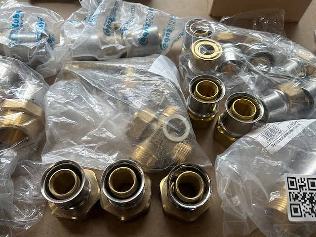 Ca. 30x diverse messing fittingen en koppelstukken, multitubo - afbeelding 3 van  6