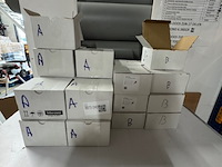 Ca. 30x doos bevestigingssets - afbeelding 1 van  3