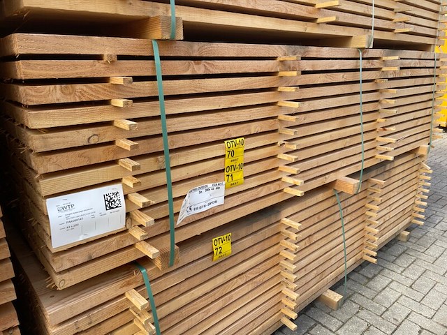 Ca. 30x douglas balken fijnbezaagd, 43x200mm, lengte 300cm - afbeelding 4 van  4