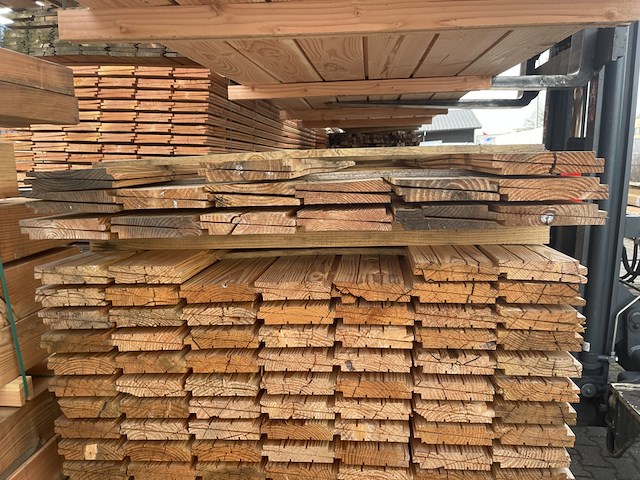 Ca. 30x douglas zweeds rabat, 26x190mm, lengte 400cm - afbeelding 3 van  3