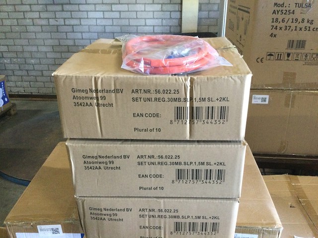 Ca. 30x gasdrukregelaarset, 150 cm slang en 2 klemmen gimeg, 5602225 - afbeelding 1 van  3