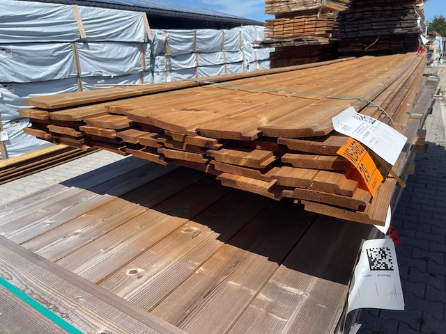 Ca. 30x grenen channelsiding bruin geïmpregneerd, 18x140mm, lengte 420cm - afbeelding 3 van  3
