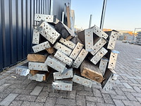 Ca. 30x houten gordingen - afbeelding 4 van  8
