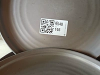 Ca. 30x platte borden, grijs - afbeelding 2 van  2