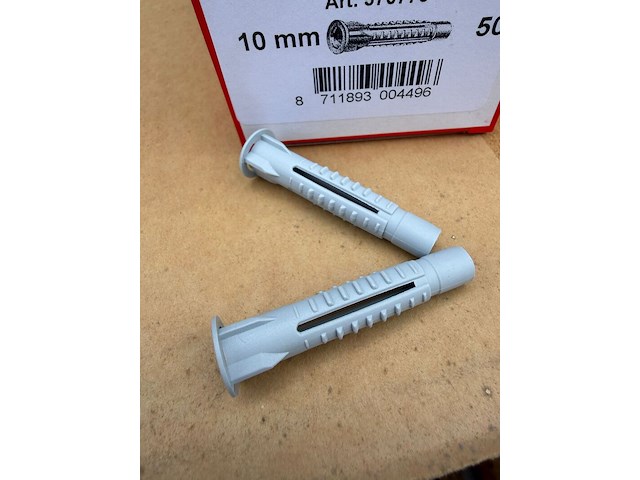 Ca. 30x pluggen 10mm 30 x 50. 50 per doos enrico, 570770 - afbeelding 1 van  3