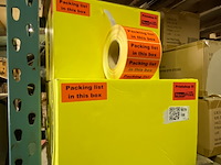 Ca. 30x rollen etiketten packing - afbeelding 1 van  4