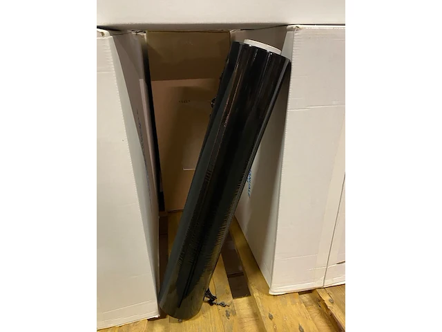 Ca. 30x rollen handwikkelfolie, zwart - afbeelding 2 van  4