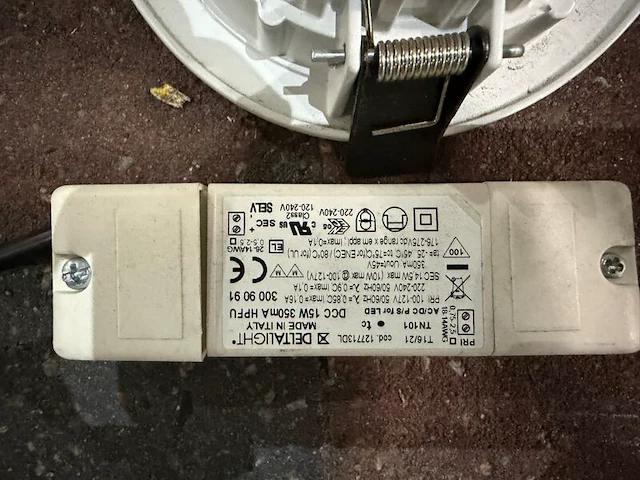 Ca. 30x ronde led-inbouwspot, dgc 15w 350ma, wit, met delta light led-voeding - afbeelding 3 van  5