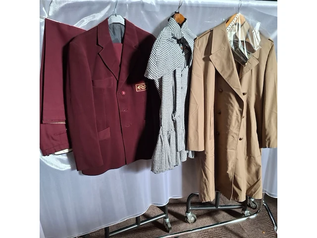 Ca. 30x uniform ns - afbeelding 2 van  7