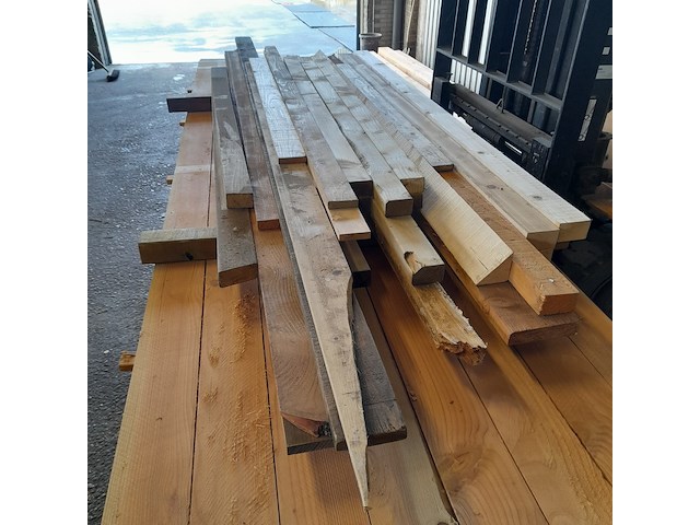 Ca. 30x vuren diverse balken en latten, lengte 140-300 cm - afbeelding 4 van  4