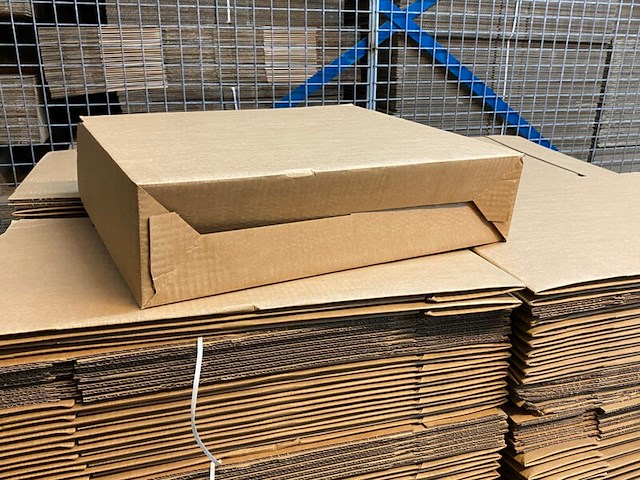 Ca. 310x verzenddozen 51x12x39cm met autolockbodem, bruin - afbeelding 3 van  4