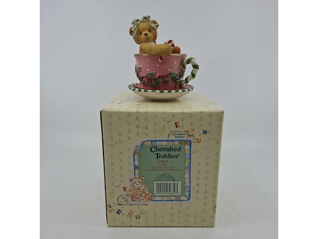 Ca. 31x beeldje, cherished teddies, o.a. cup full of love - afbeelding 1 van  6