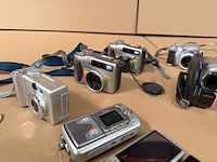 Ca. 31x digitale camera - afbeelding 13 van  16