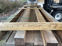 Ca. 31x douglas balken fijnbezaagd, 120x120mm, lengte 500cm - afbeelding 1 van  3
