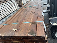 Ca. 31x douglas balken fijnbezaagd, 50x100mm, lengte 300cm - afbeelding 1 van  3