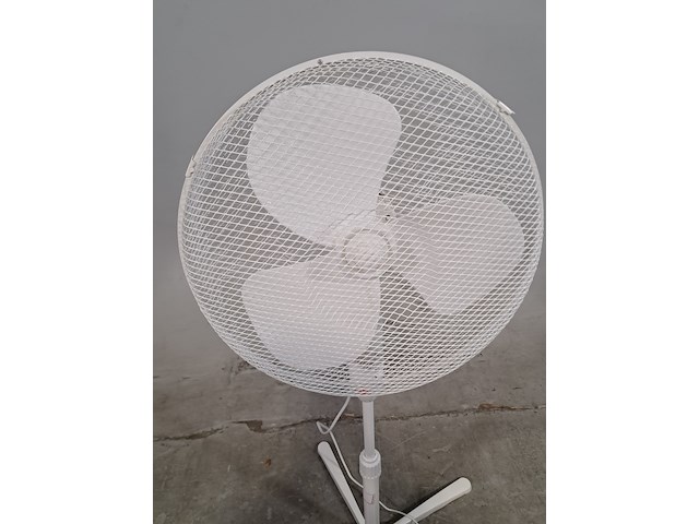Ca. 31x staande ventilator, o.a. strijbosch - afbeelding 3 van  10